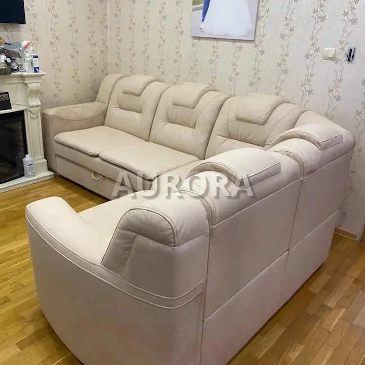 Кровать с изголовьем